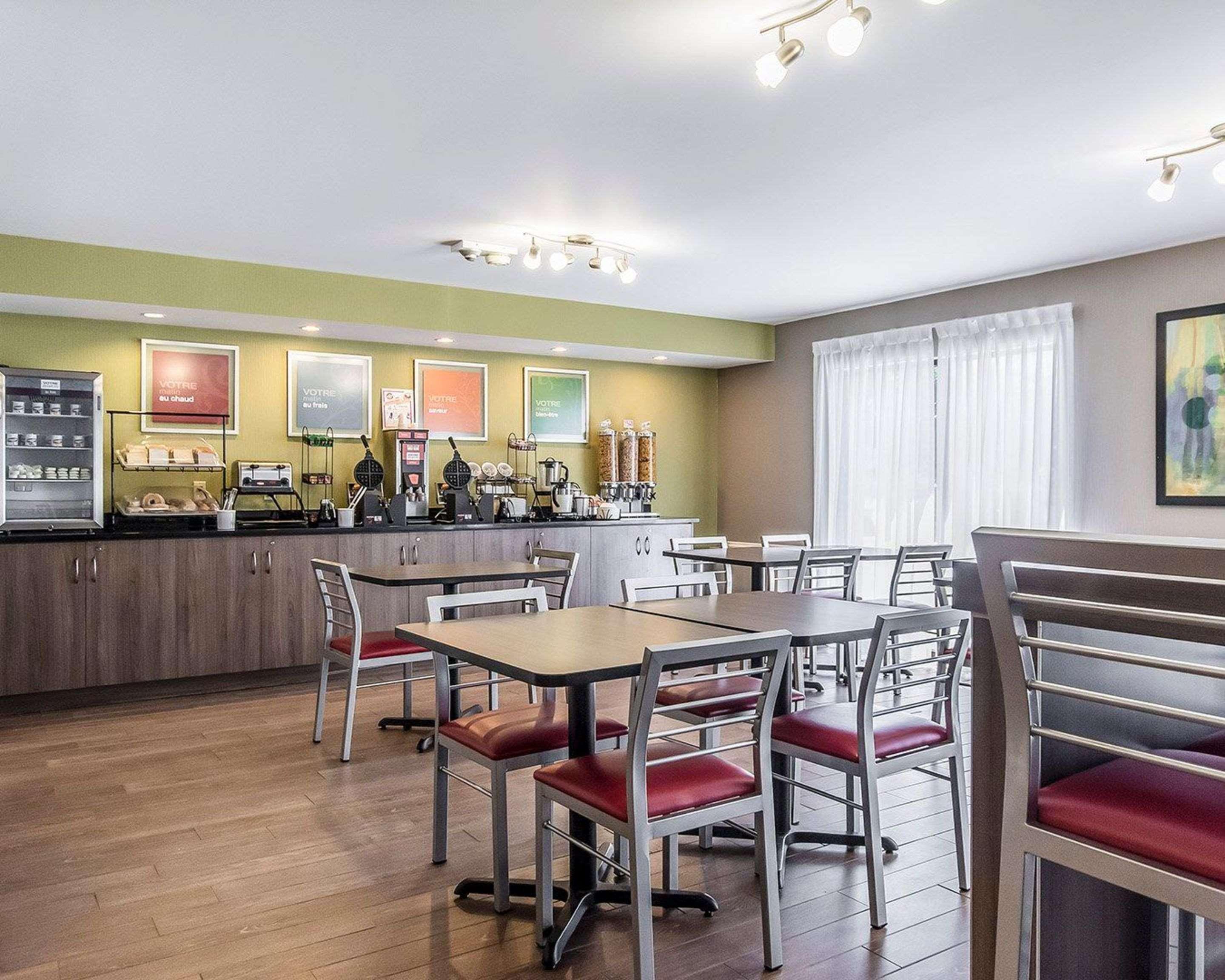 Comfort Inn Ривьер-дю-Лу Экстерьер фото